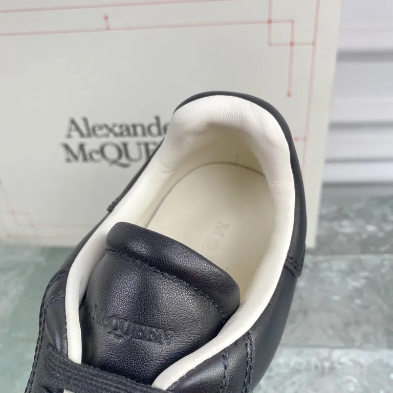 Alexander McQueen Shoe 